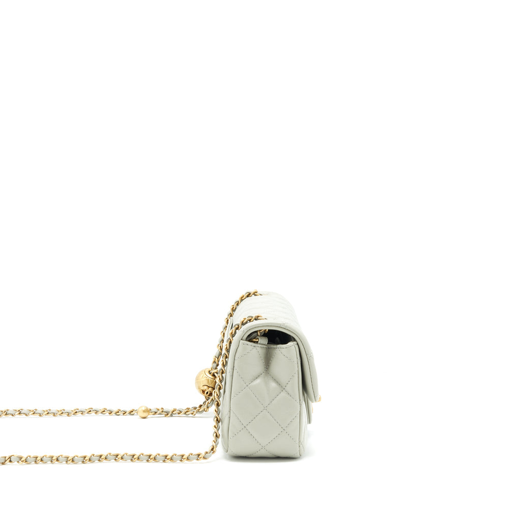 chanel-22c-light-pearl-crush-mini-flap-bag-lambskin-light-grey-ghw-microchip