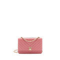 chanel-chevron-trendy-cc-wallet-on-chain-lambskin-pink-lghw