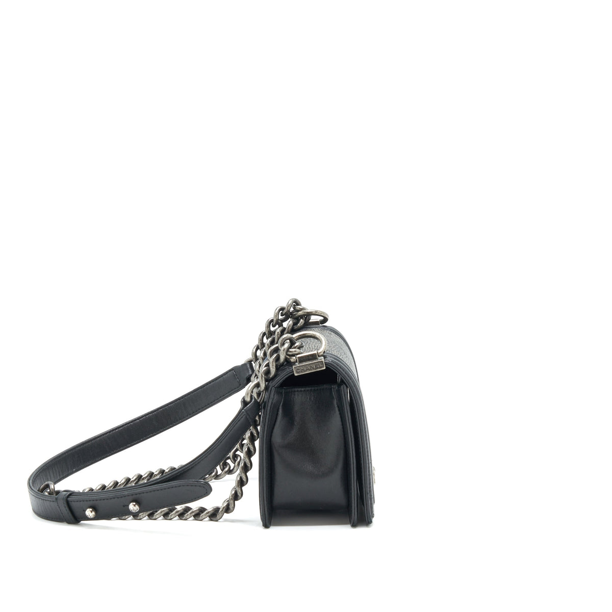 chanel-small-boy-bag-lizard-black-with-ruthenium-hardware