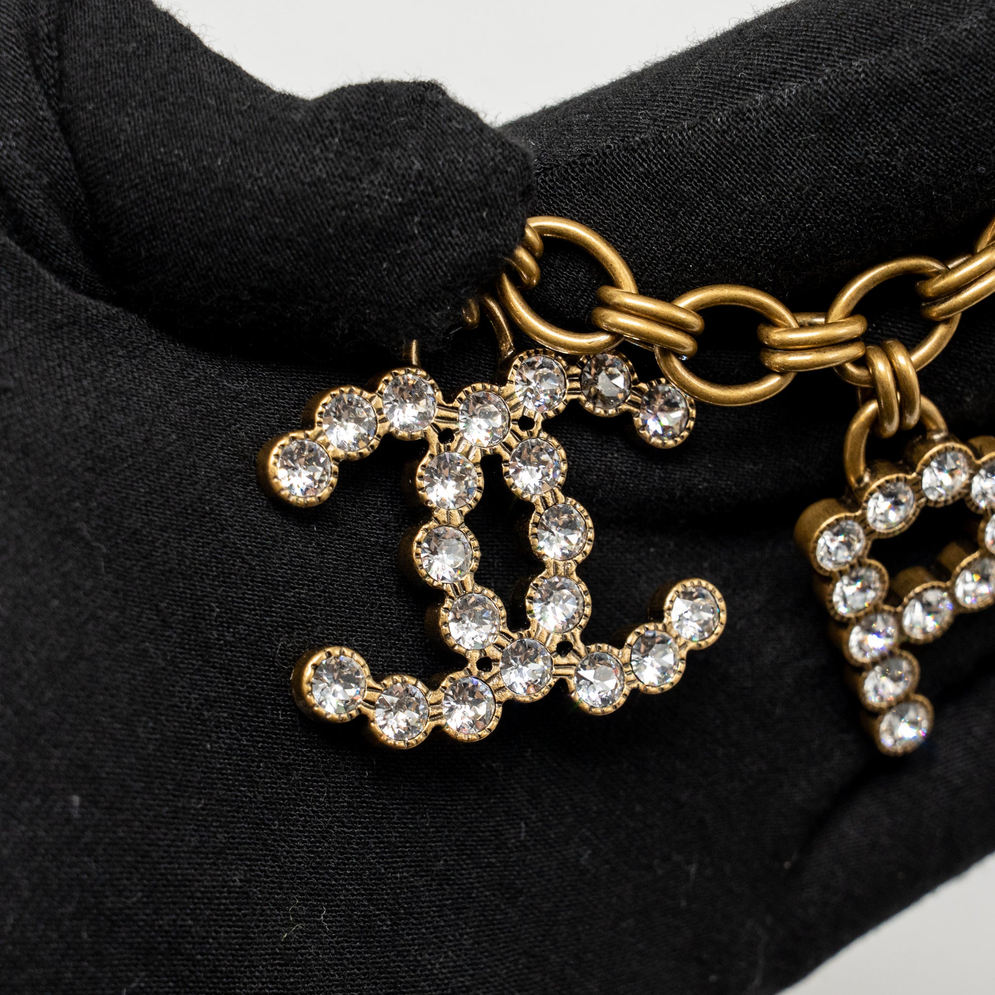 chanel-letter-chanel-paris-belt-with-crystal-ruthenium-gold-tone