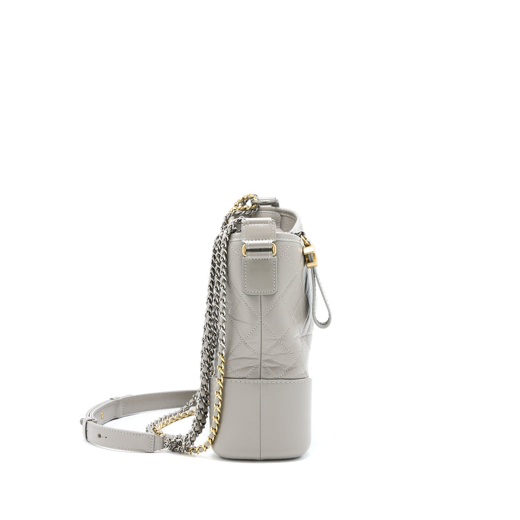 chanel-large-gabrielle-hobo-bag-aged-calfskin-light-grey-multicoloured-hardware