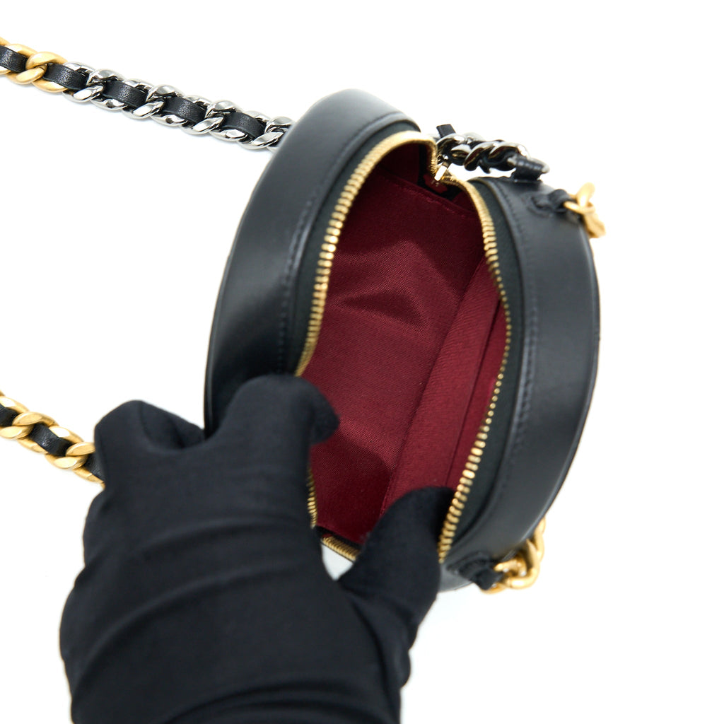 chanel-19-round-clutch-with-chain-lambskin-gold-silver-gardware