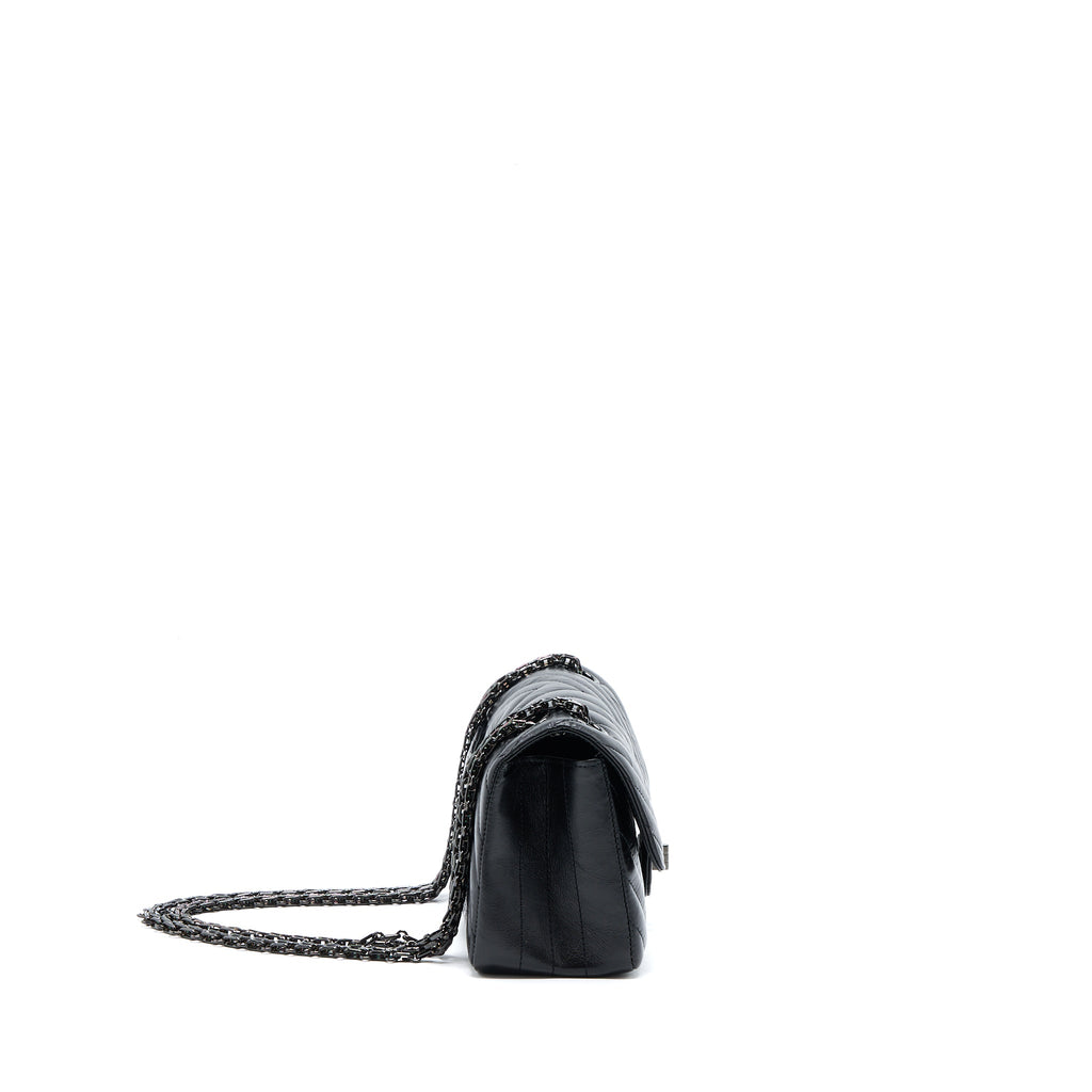 chanel-mini-reissue-2-55-flap-bag-chevron-aged-calfskin-so-black
