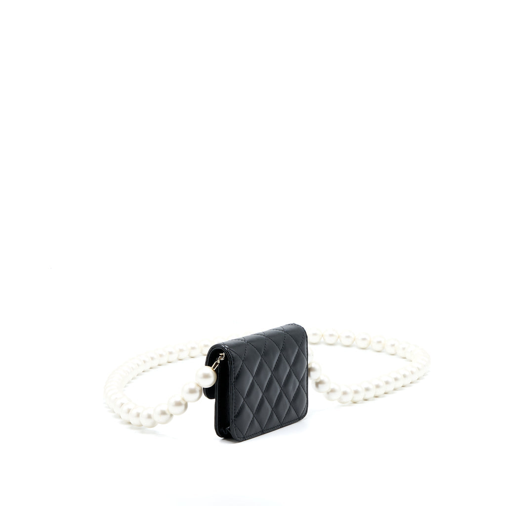 chanel-mini-bag-with-giant-pearl-chain-lambskin-black-lghw