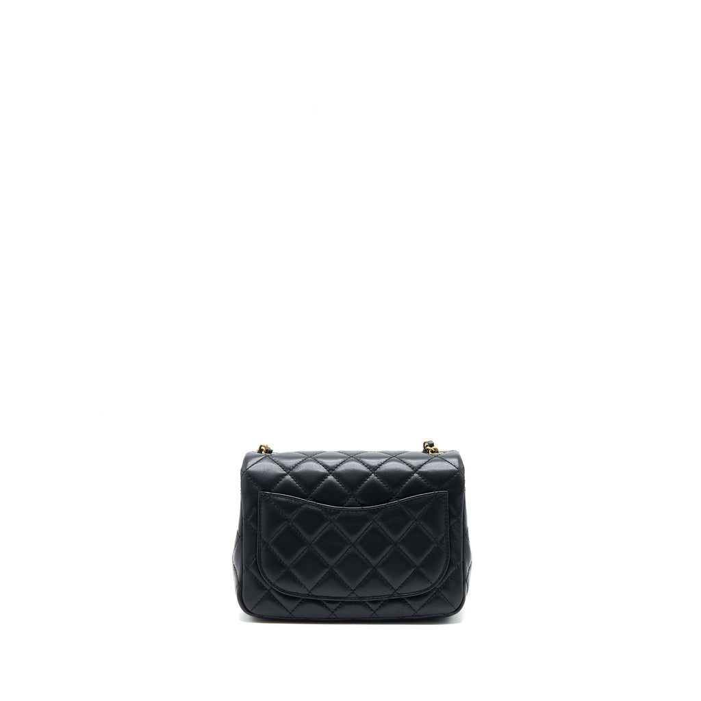 chanel-pearl-crush-mini-square-flap-bag-lambskin-black-ghw-microchip-1