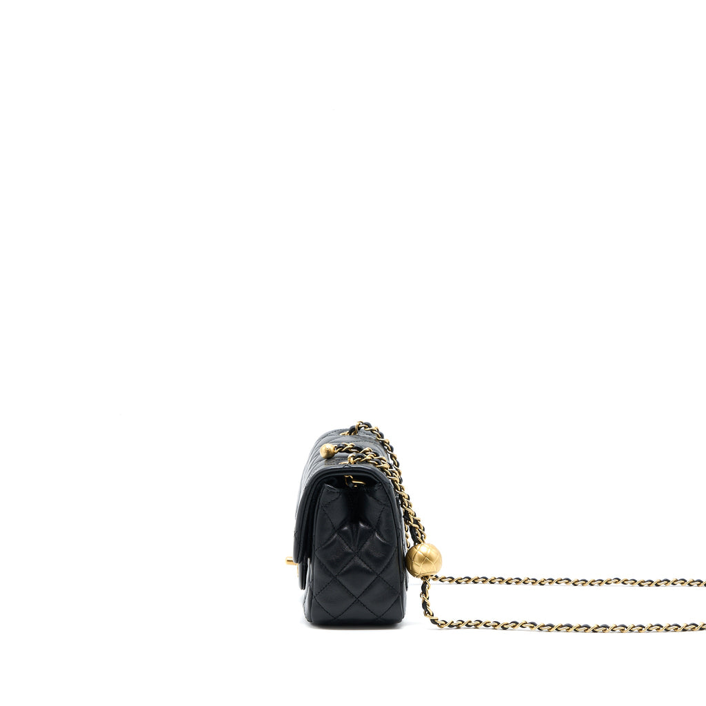 chanel-pearl-crush-mini-square-flap-bag-lambskin-black-ghw-microchip-1