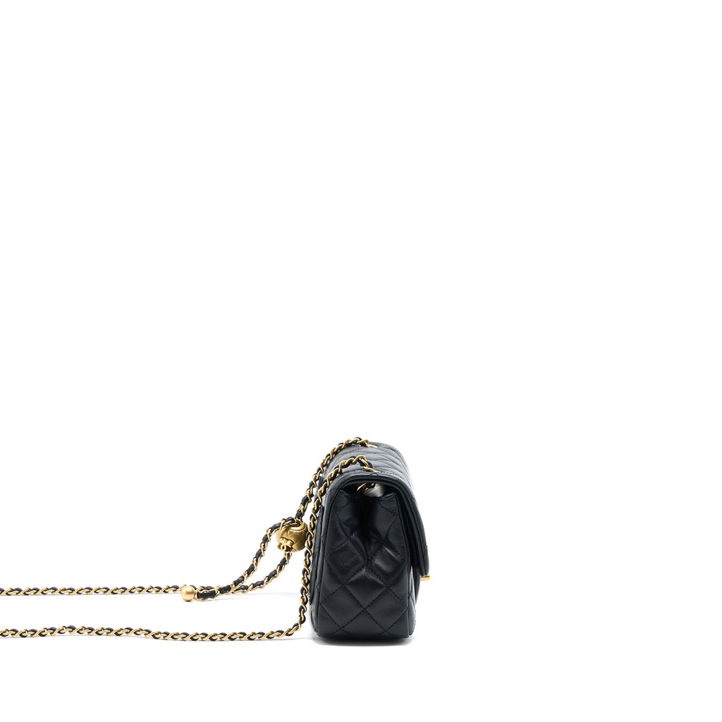 chanel-pearl-crush-mini-square-flap-bag-lambskin-black-ghw-microchip-1