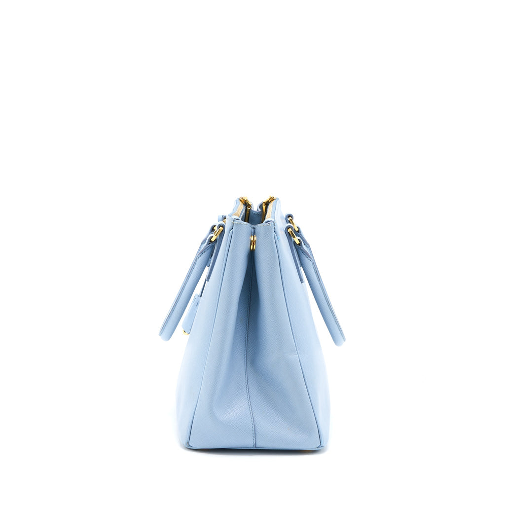 prada-saffiano-tote-bag-light-blue-ghw