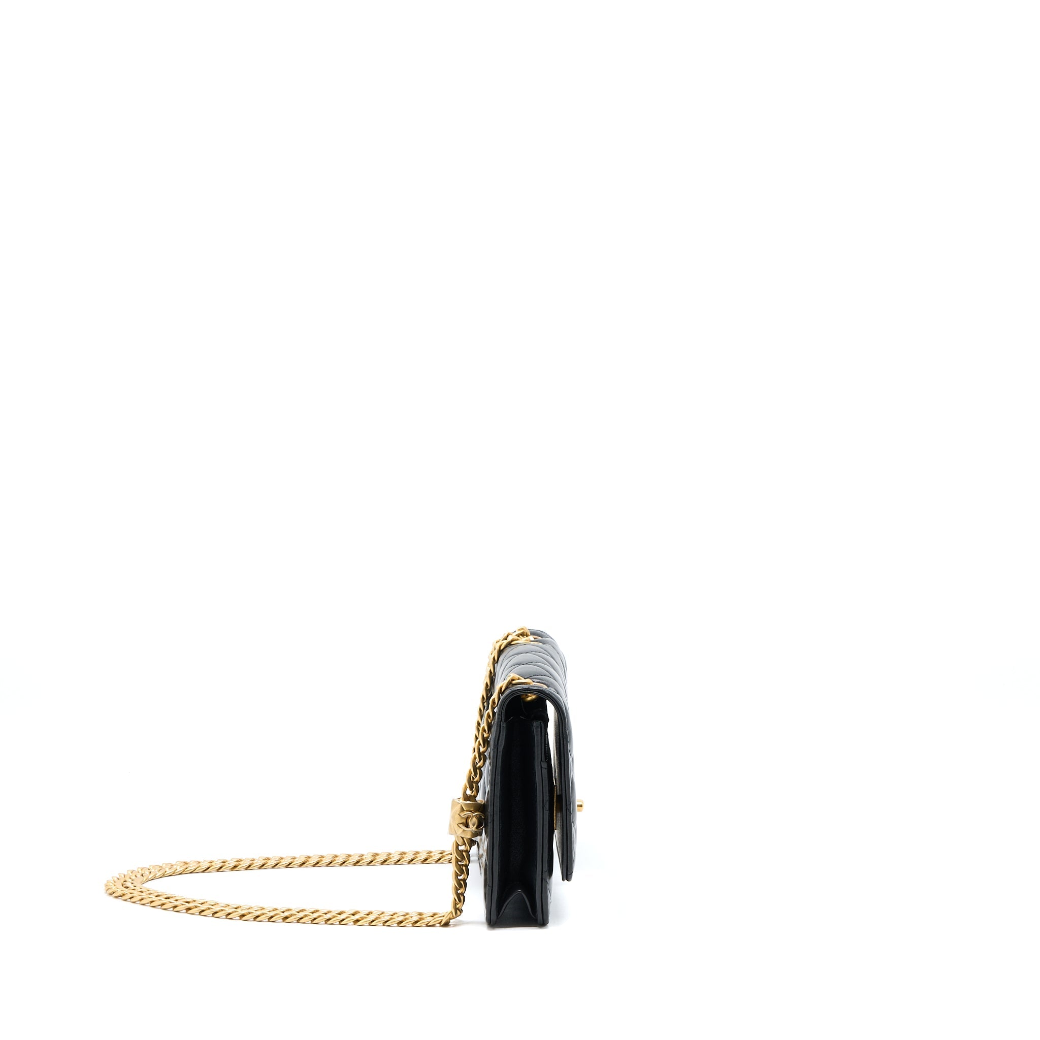 chanel-22k-gold-pillar-wallet-on-chain-lambskin-black-brushed-ghwmicrochip