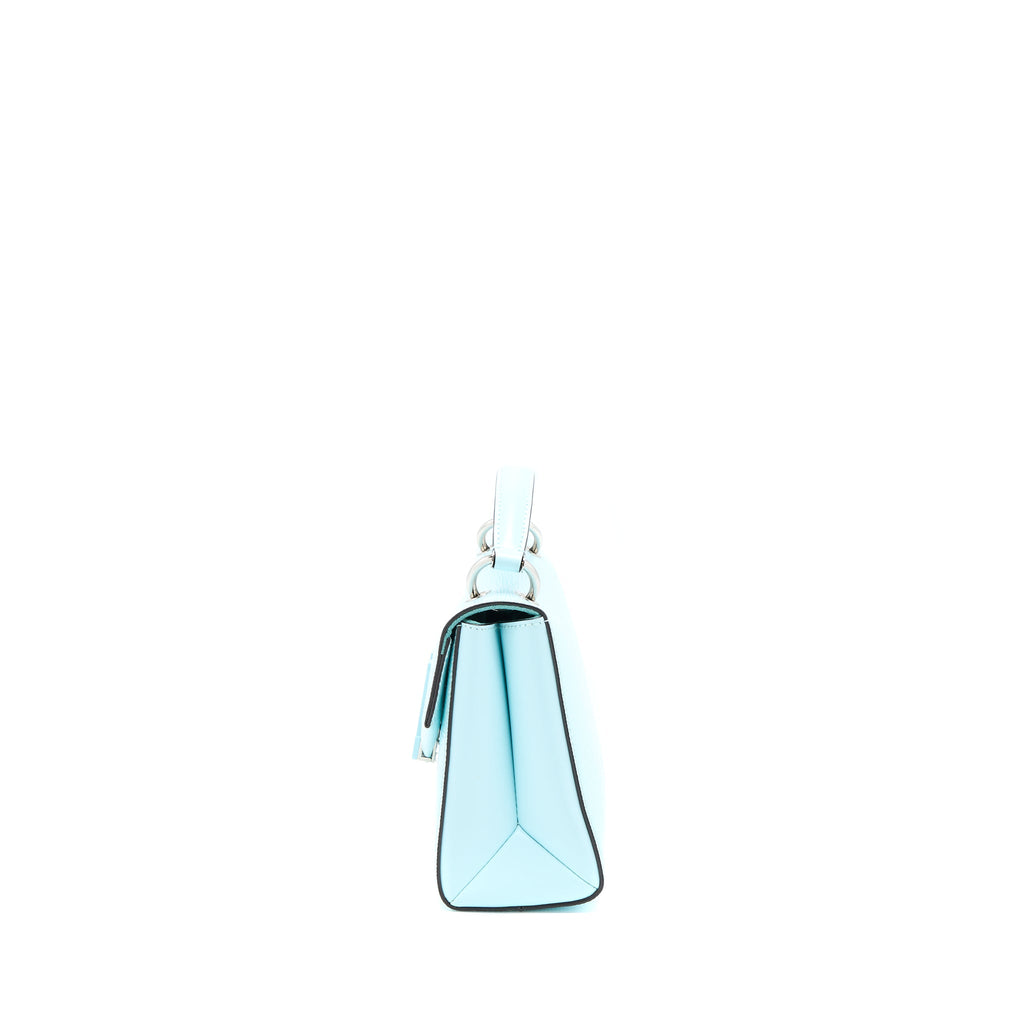 louis-vuitton-pochette-grenelle-epi-light-blue-shw