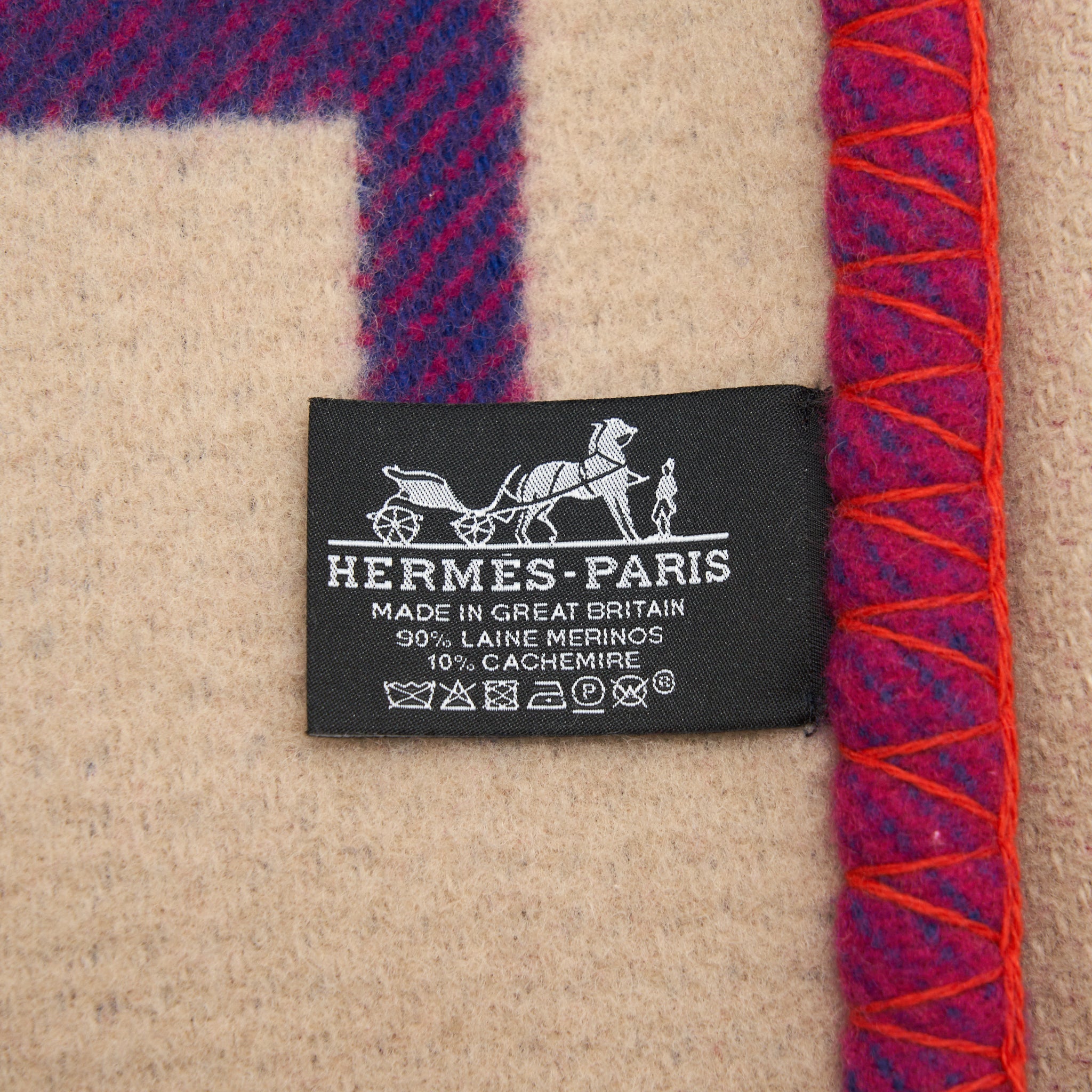 hermes-jete-de-canape-avalon-vibration