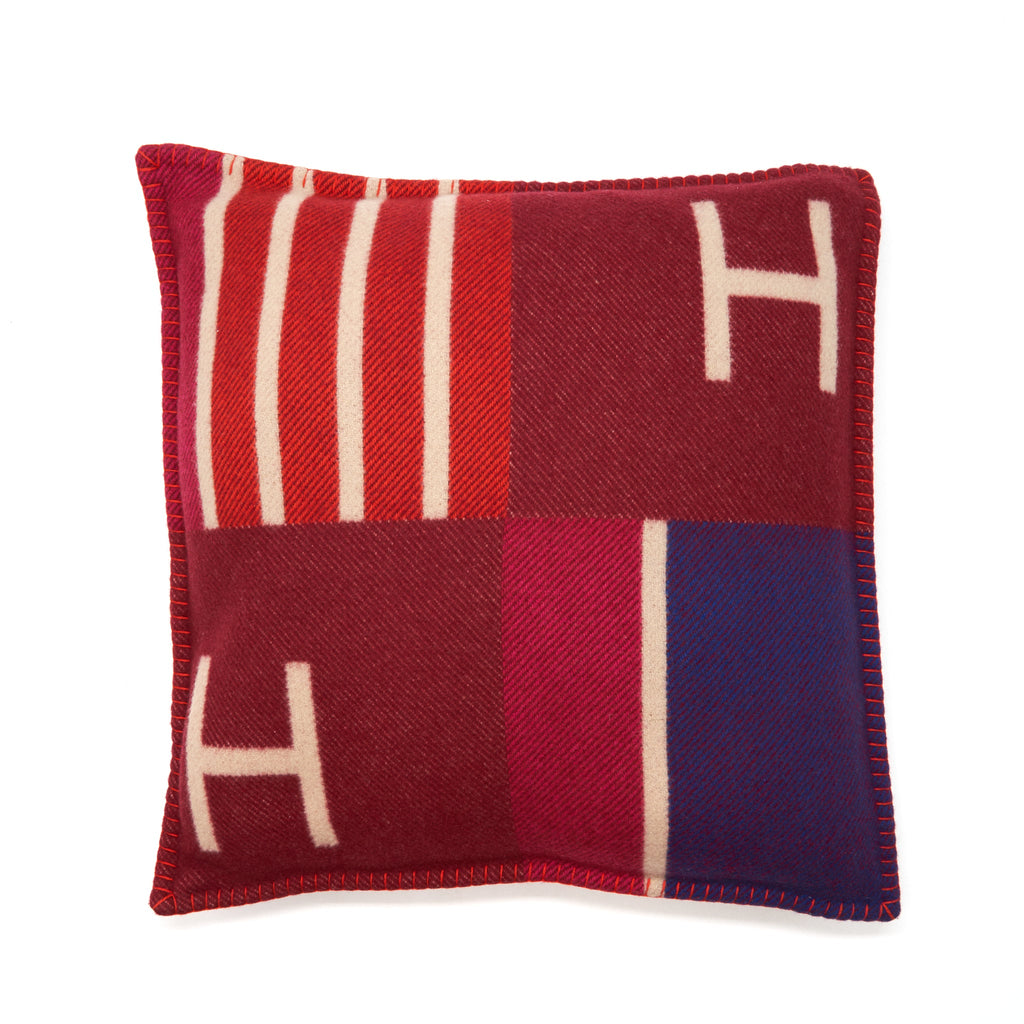 hermes-jete-de-canape-pillow-1