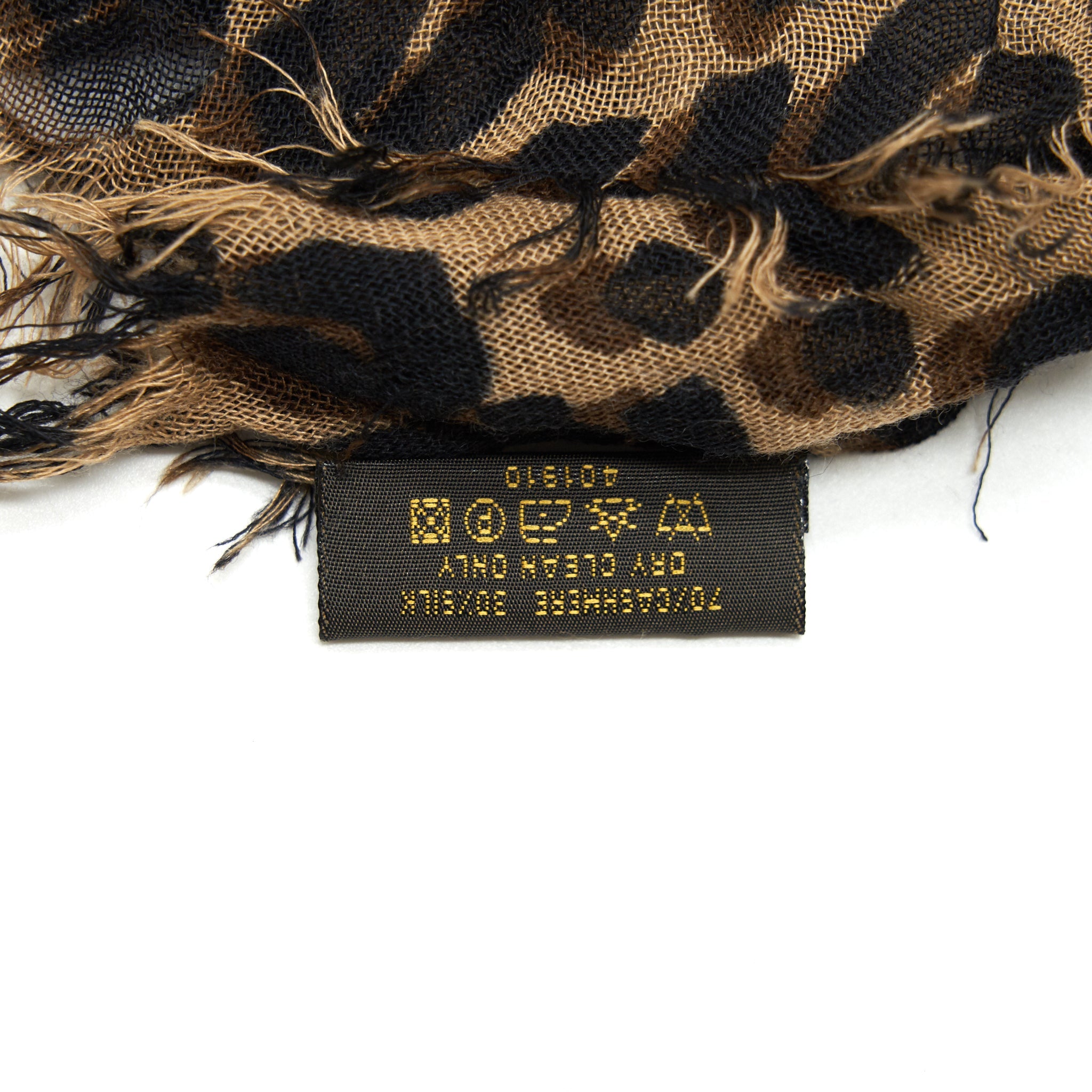 louis-vuitton-cashmere-silk-leopard-stole-brown