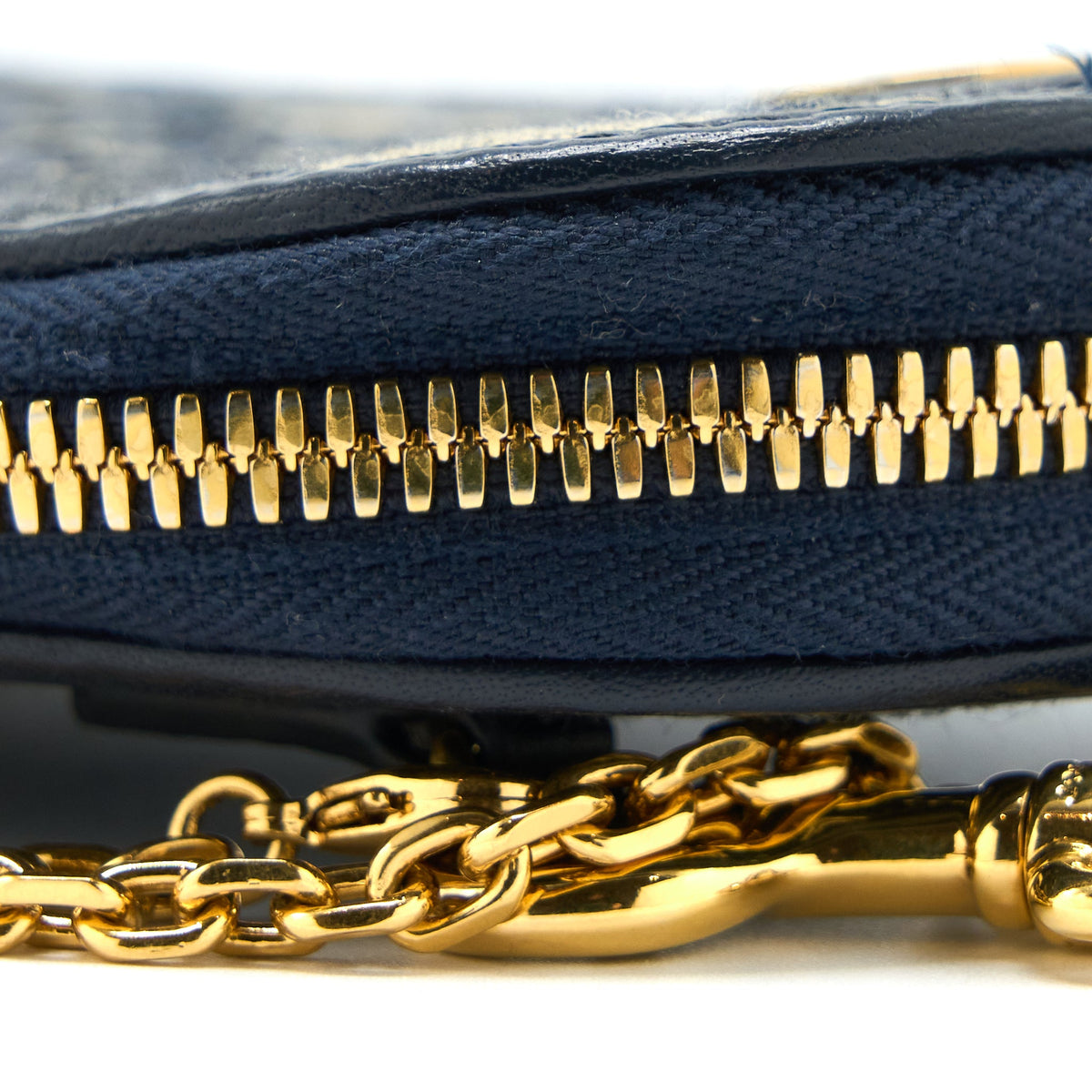 dior-montaigne-phone-holder-oblique-jacquard-blue-ghw