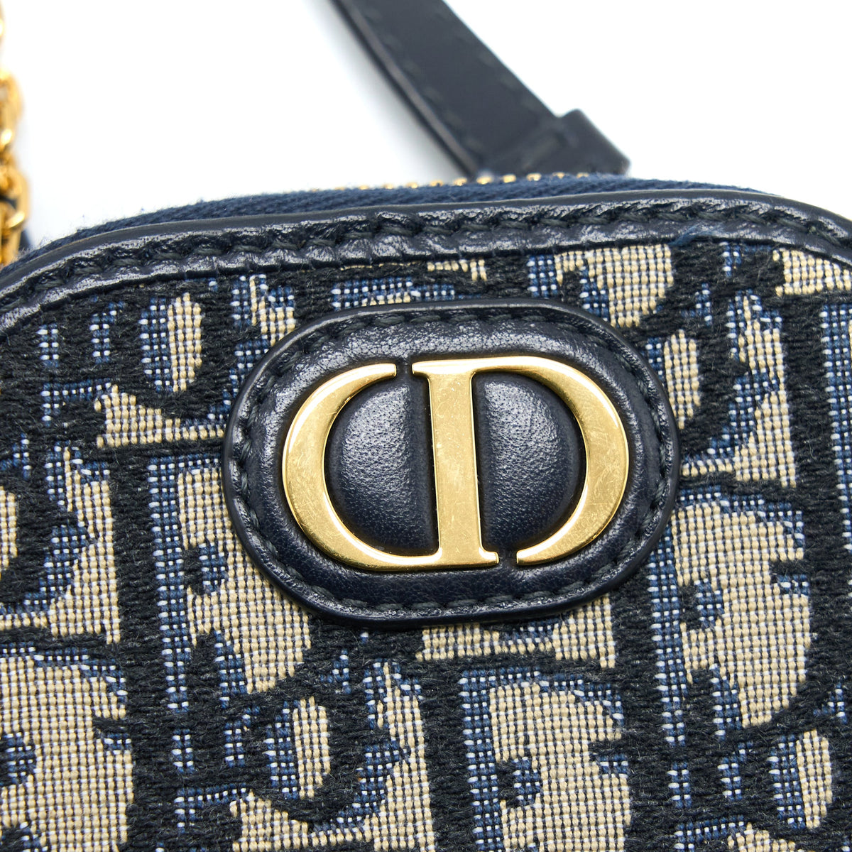 dior-montaigne-phone-holder-oblique-jacquard-blue-ghw