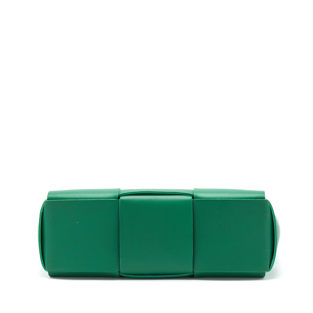 bottega-veneta-arco-tote-bag-parakeet-green