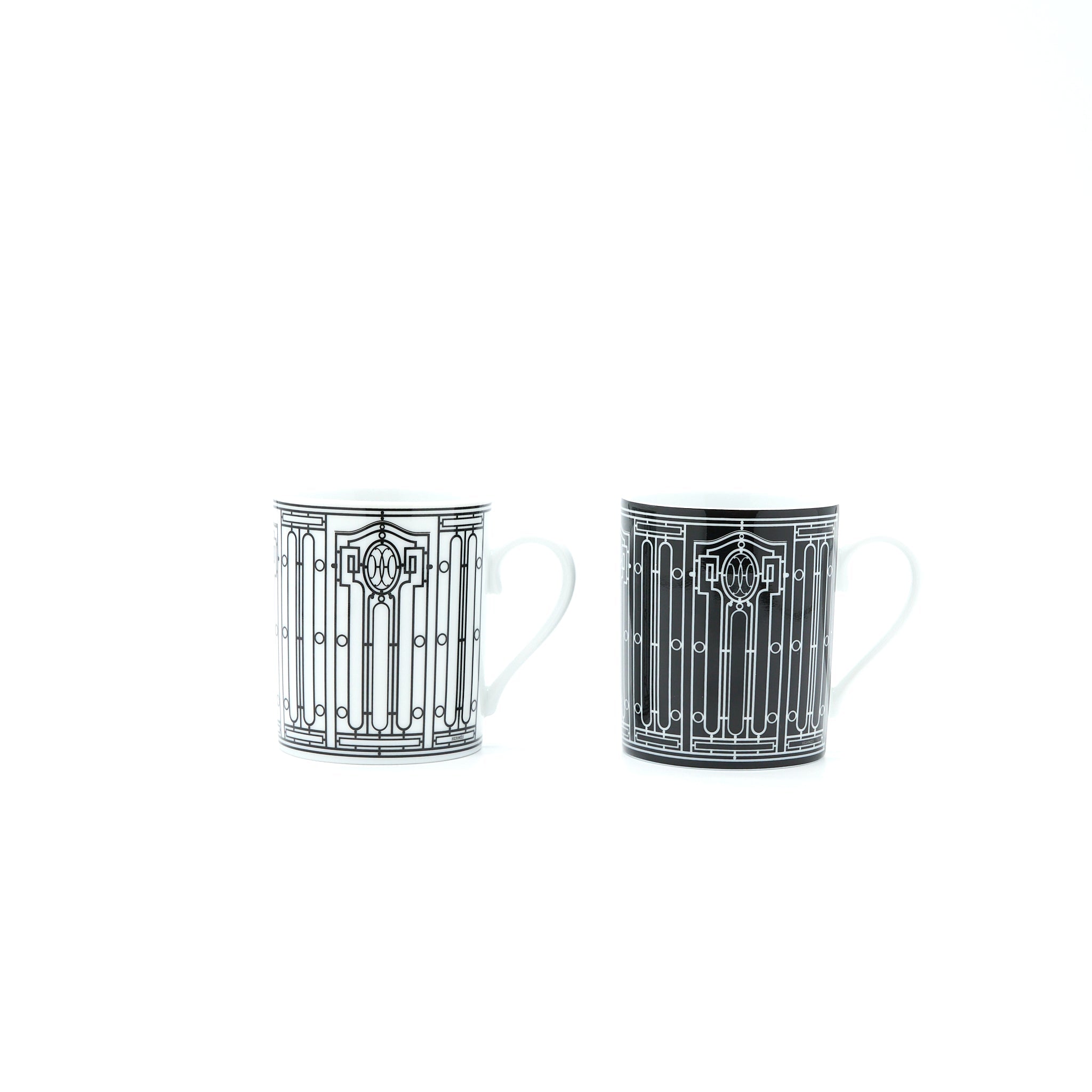 hermes-h-deco-mug-black-white-in-a-set