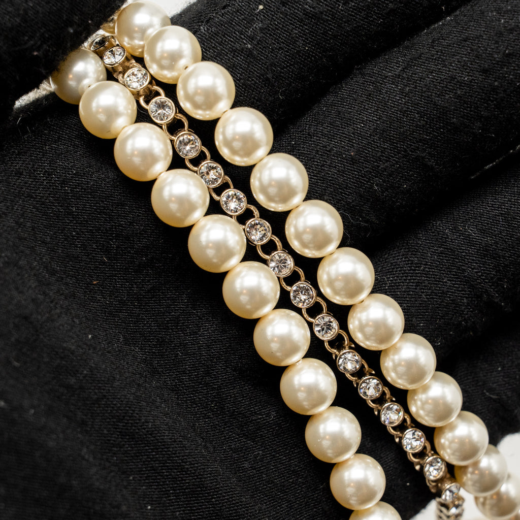 chanel-hair-tie-black-white