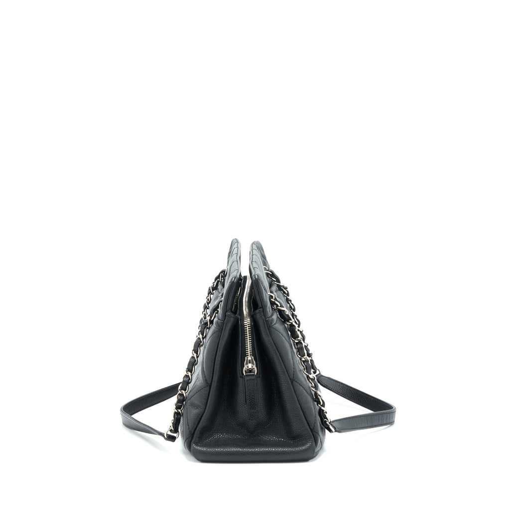 chanel-cc-logo-tote-bag-caviar-black-shw