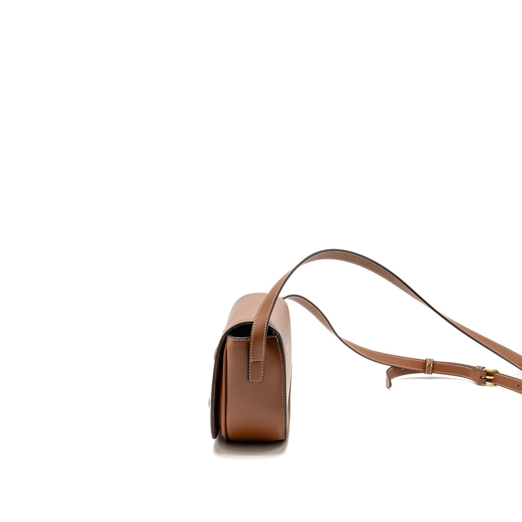 celine-folco-cuir-triomphe-smooth-calfskin-tan-ghw-1
