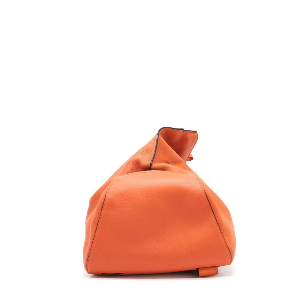 loewe-anton-sling-in-soft-grained-calfskin-in-pumpkin
