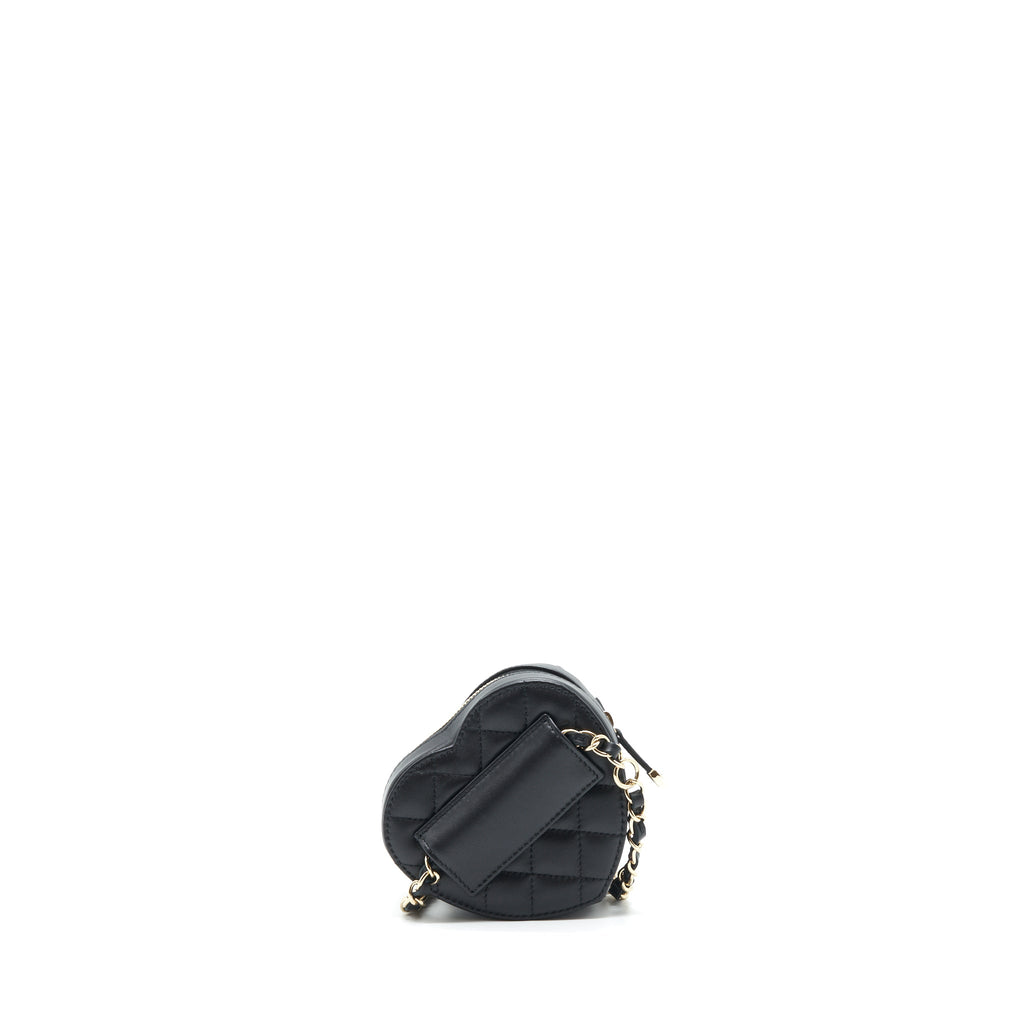 chanel-22s-heart-belt-bag-lambskin-black-lghw-2