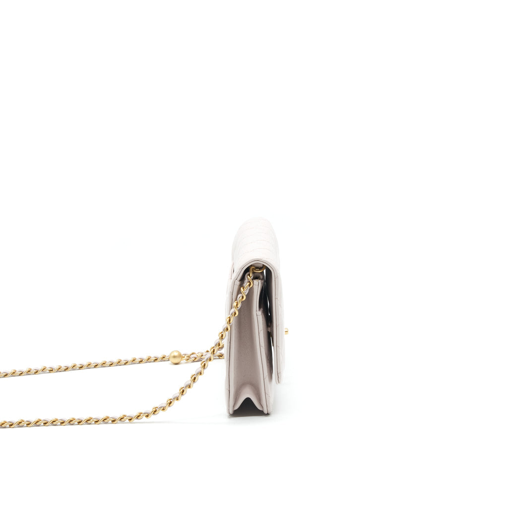 chanel-pearl-crushed-pearl-wallet-on-chain-lilac