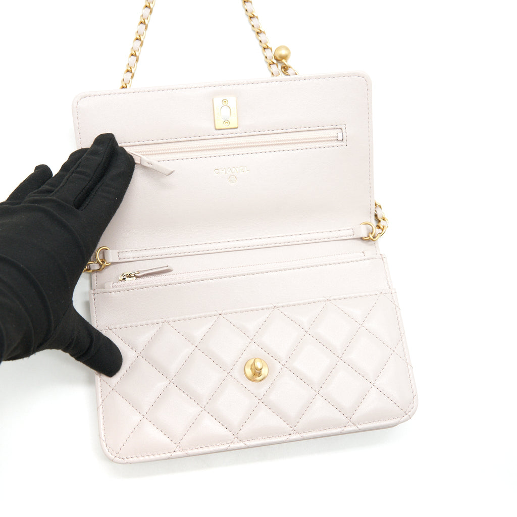 chanel-21b-light-purple-pearl-crush-wallet-on-chain-ghw