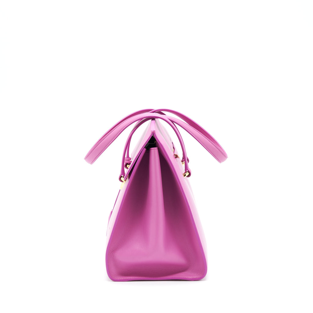salvatore-ferragamo-shoulder-bag-trifolio-pink-ghw