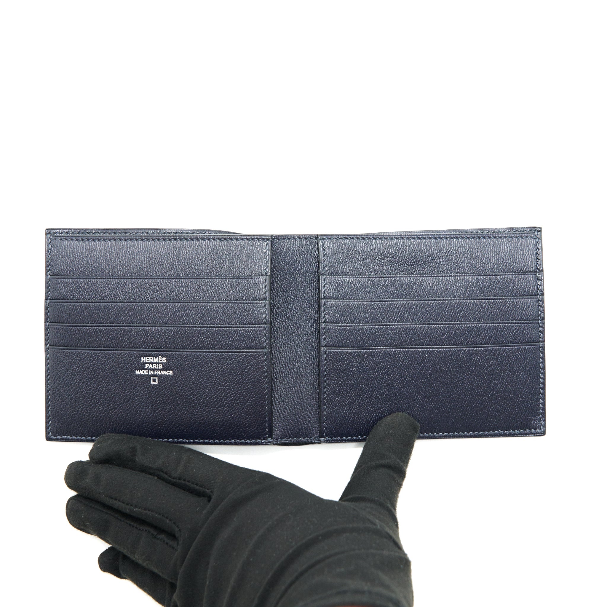 hermes-emerald-alligator-exotic-leather-mens-suit-bifold-bifold-pocket-wallet-in-dark-navy