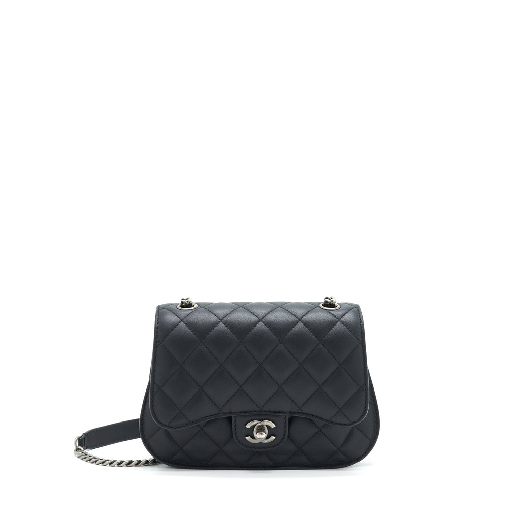 chanel-quilted-flap-crossbody-bag-black-ruthenium-hardware