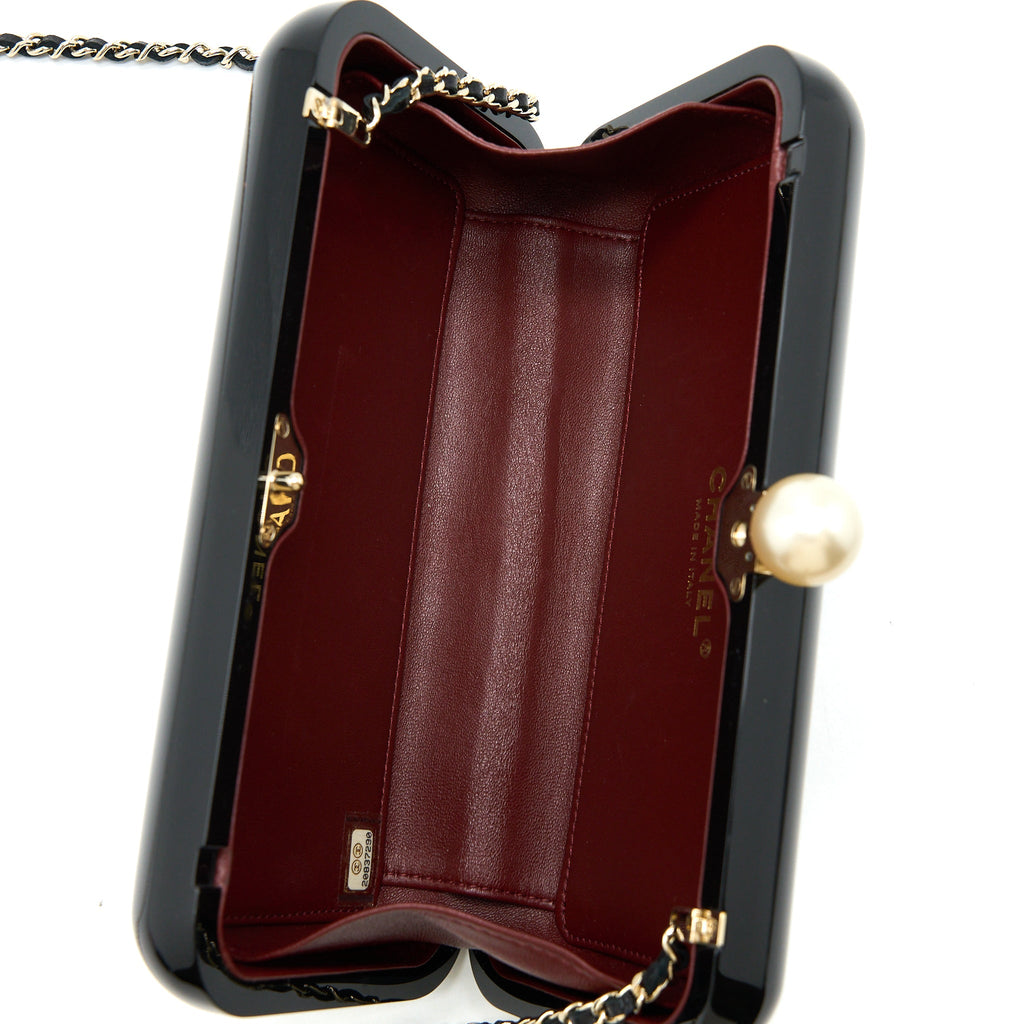 chanel-votes-coco-evening-clutch-with-chain-black-lghw