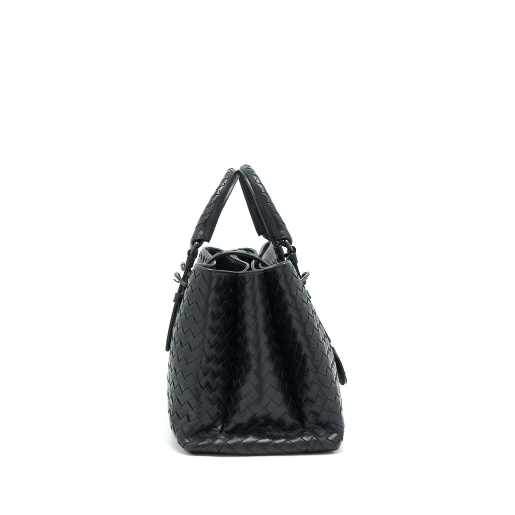 bottega-veneta-intrecciato-roma-mini-black