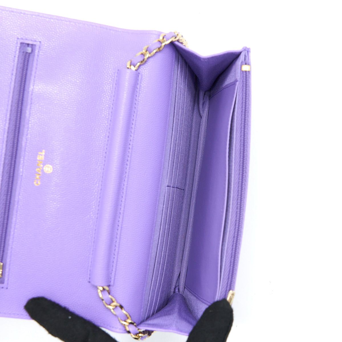 chanel-classic-wallet-on-chain-caviar-purple-lghw