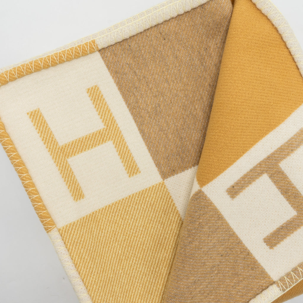 hermes-avalon-vibration-throw-blanket-wool-cashmere-tisane