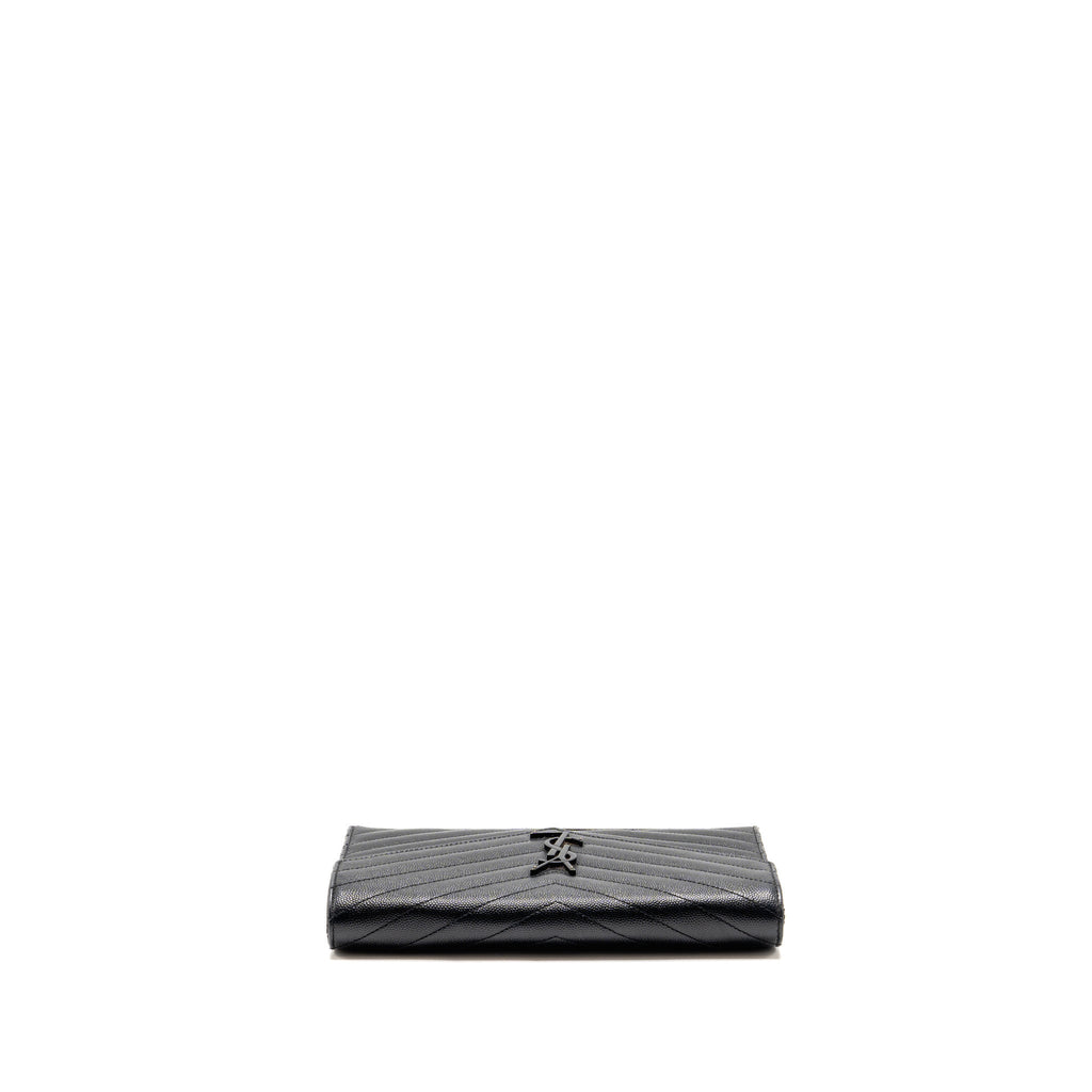 saint-laurent-ysl-envelope-chain-wallet-grained-calfskin-so-black
