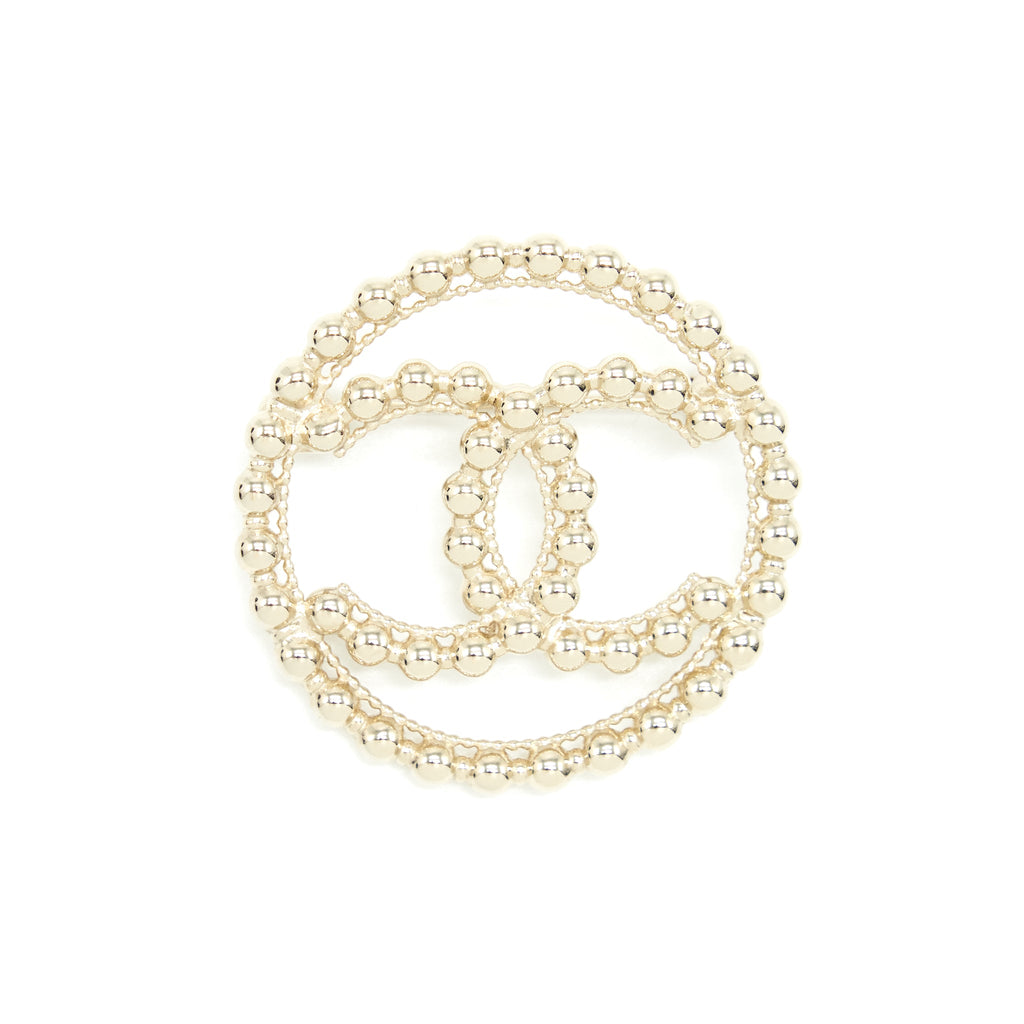 chanel-round-cc-logo-brooch-lghw