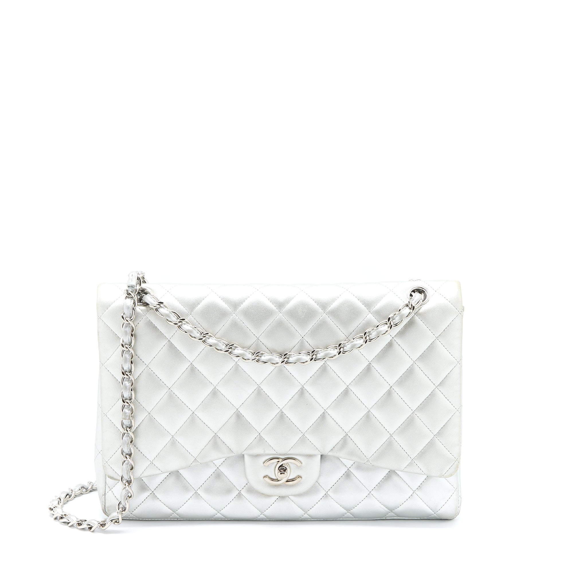 chanel-maxi-classic-single-flap-bag-lambskin-silver-shw