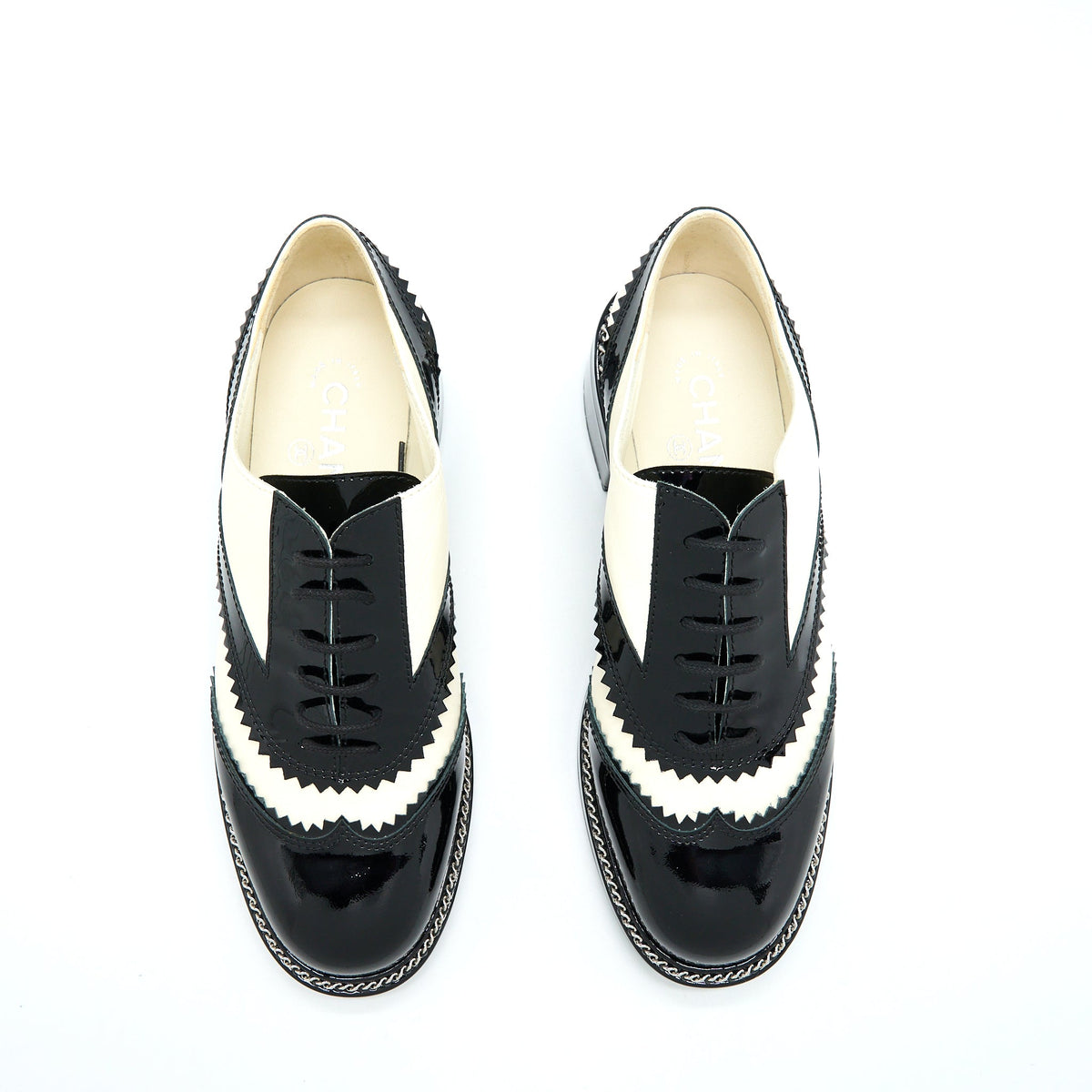 chanel-size-38-5-patent-lambskin-black-white-loafer