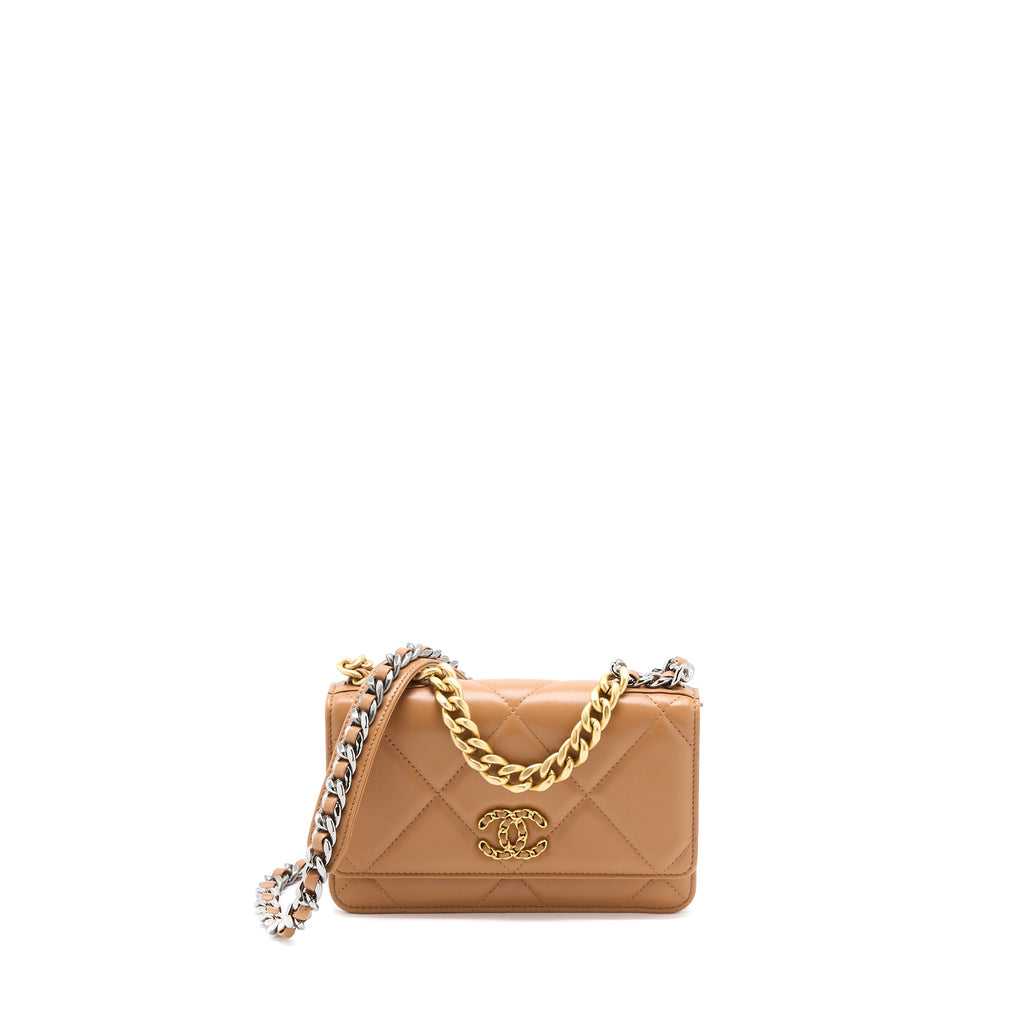 chanel-19-wallet-on-chain-lambskin-caramel-multicolour-hardware-microchip