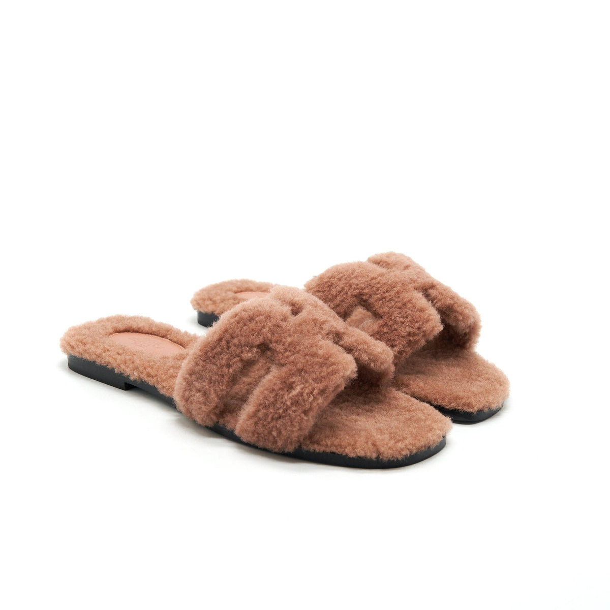 hermes-size37-sandale-oran-peau-lainee-rose-aube