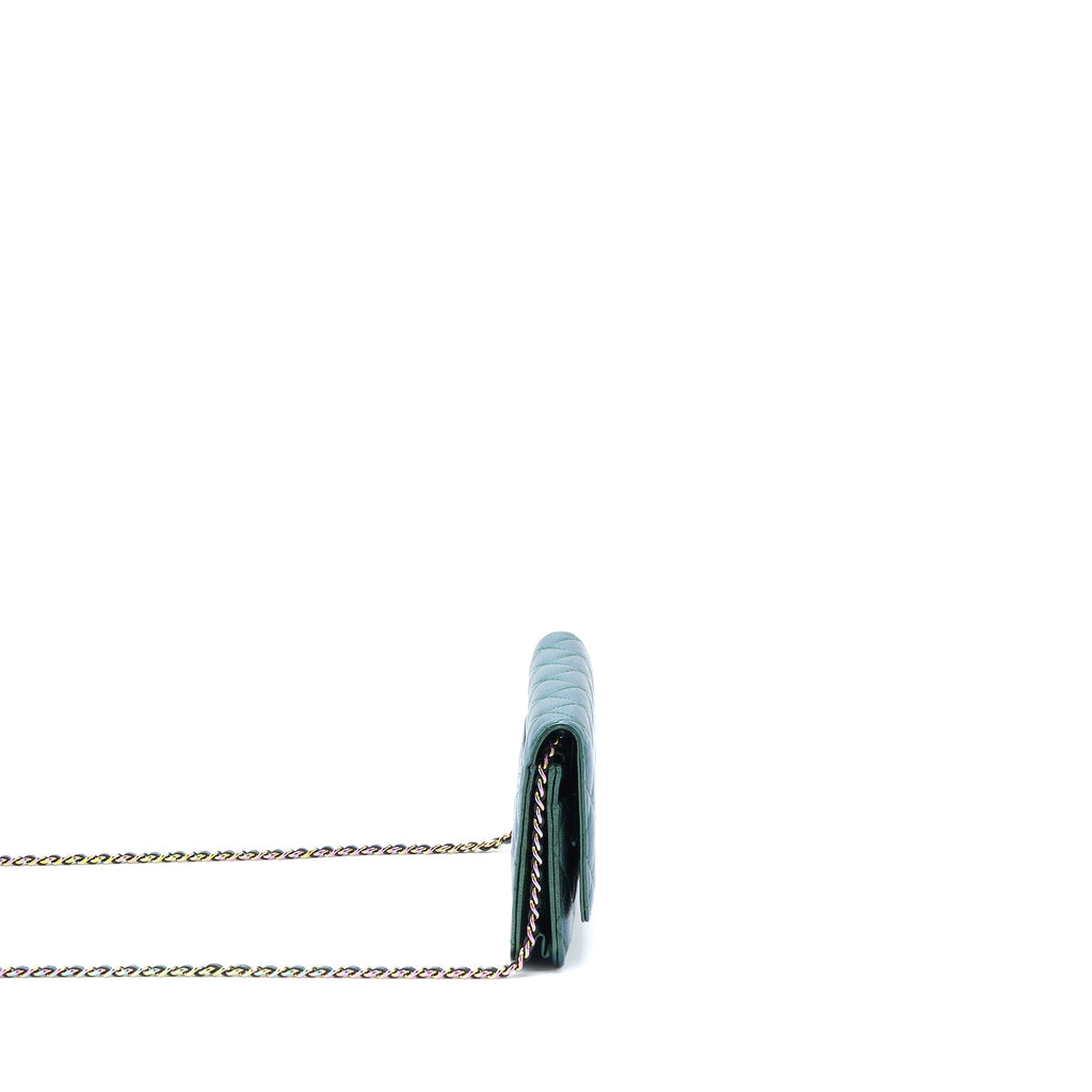 chanel-classic-wallet-on-chain-goatskin-iridescent-green-rainbow-hardware