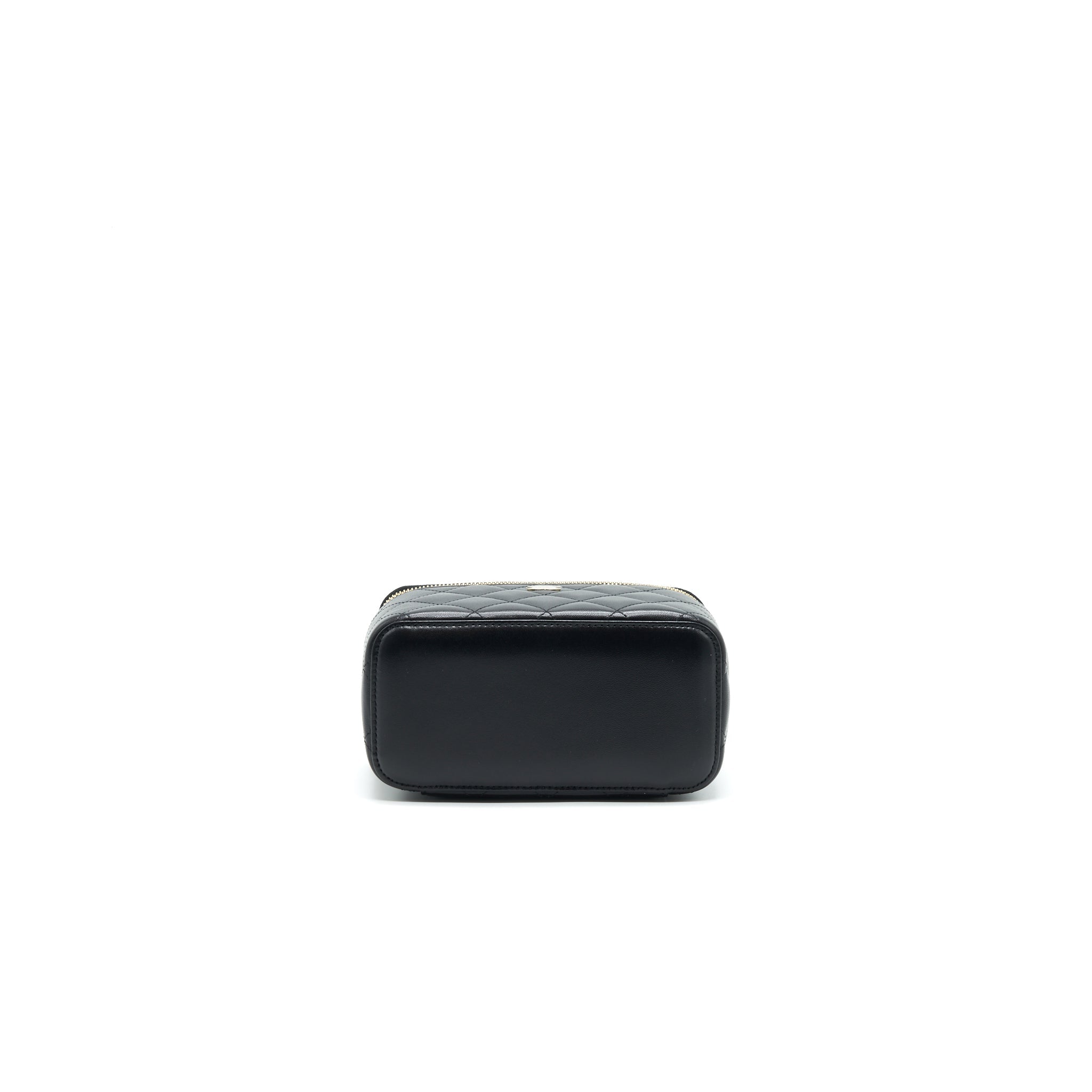 chanel-small-long-vanity-lambskin-black