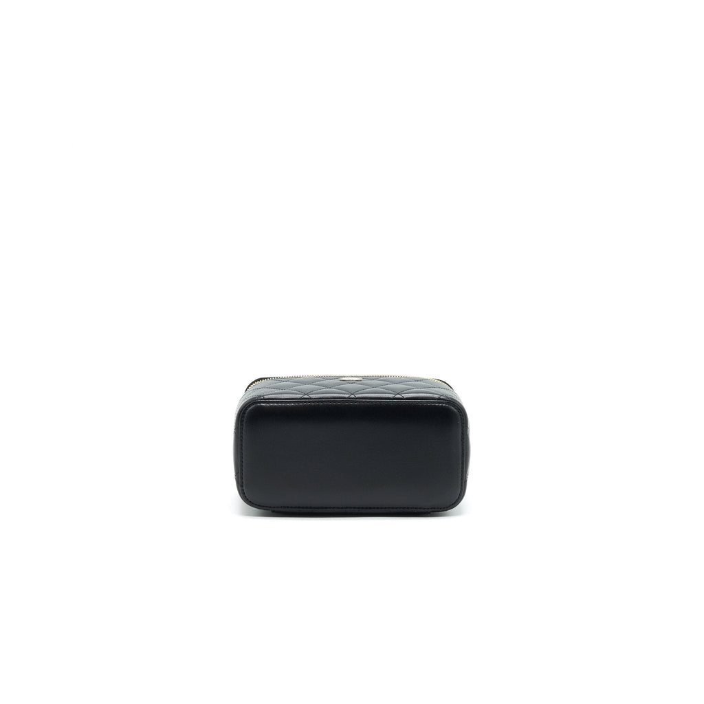 chanel-long-vanity-with-chain-lambskin-black-lghw