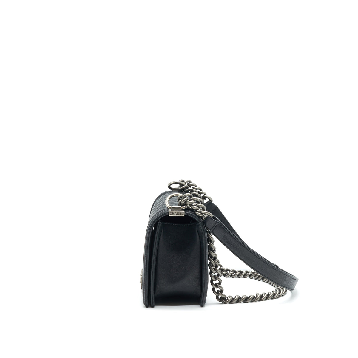 chanel-medium-boy-chanel-handbag-black-ruthenium-hardware