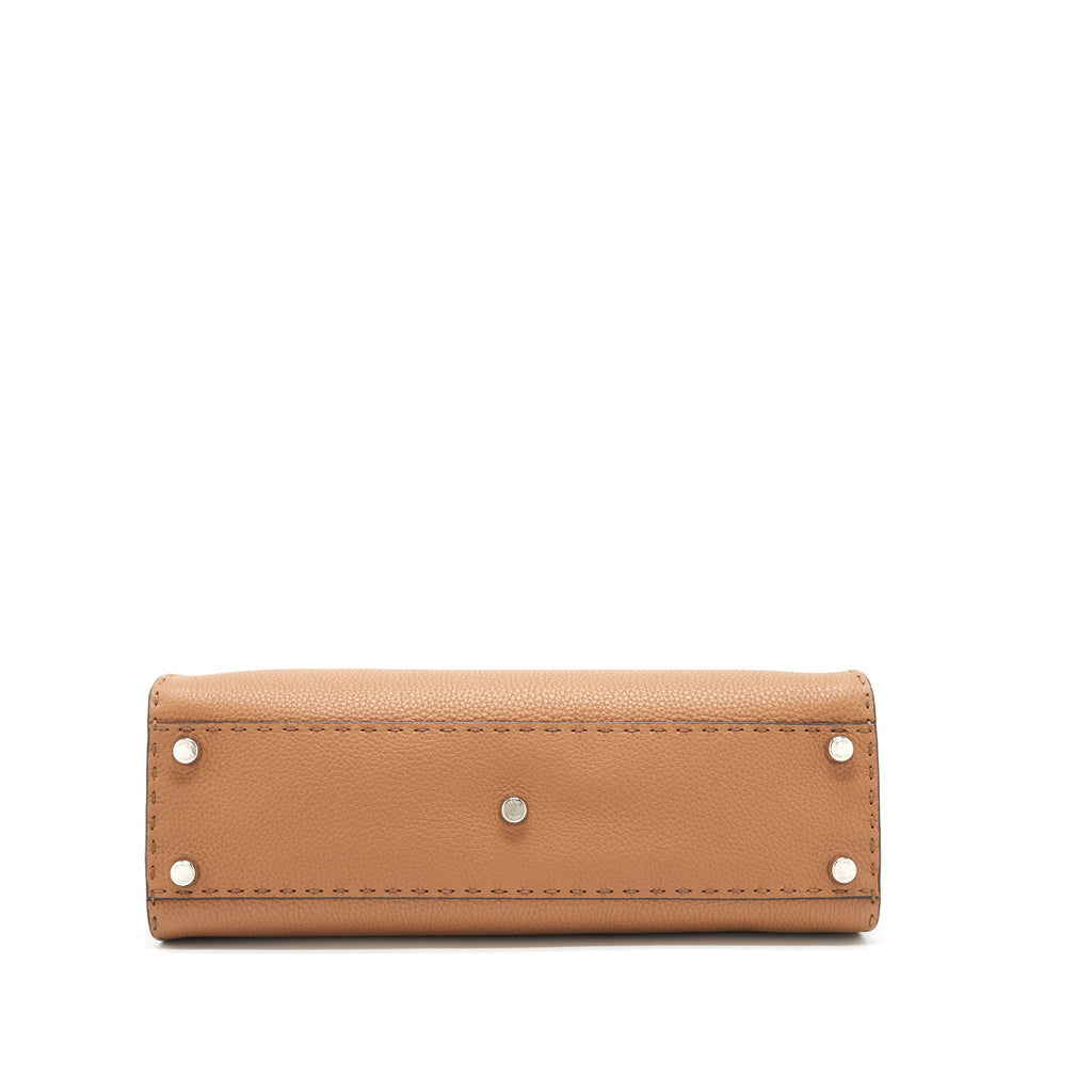 fendi-medium-peekaboo-tote-bag-grained-calfskin-caramel-shw
