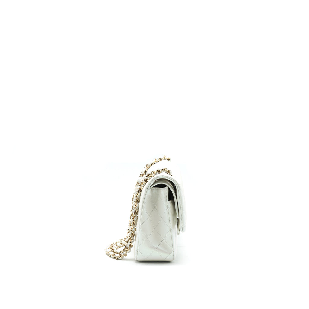 chanel-medium-s21-iridescent-white-classic-bag