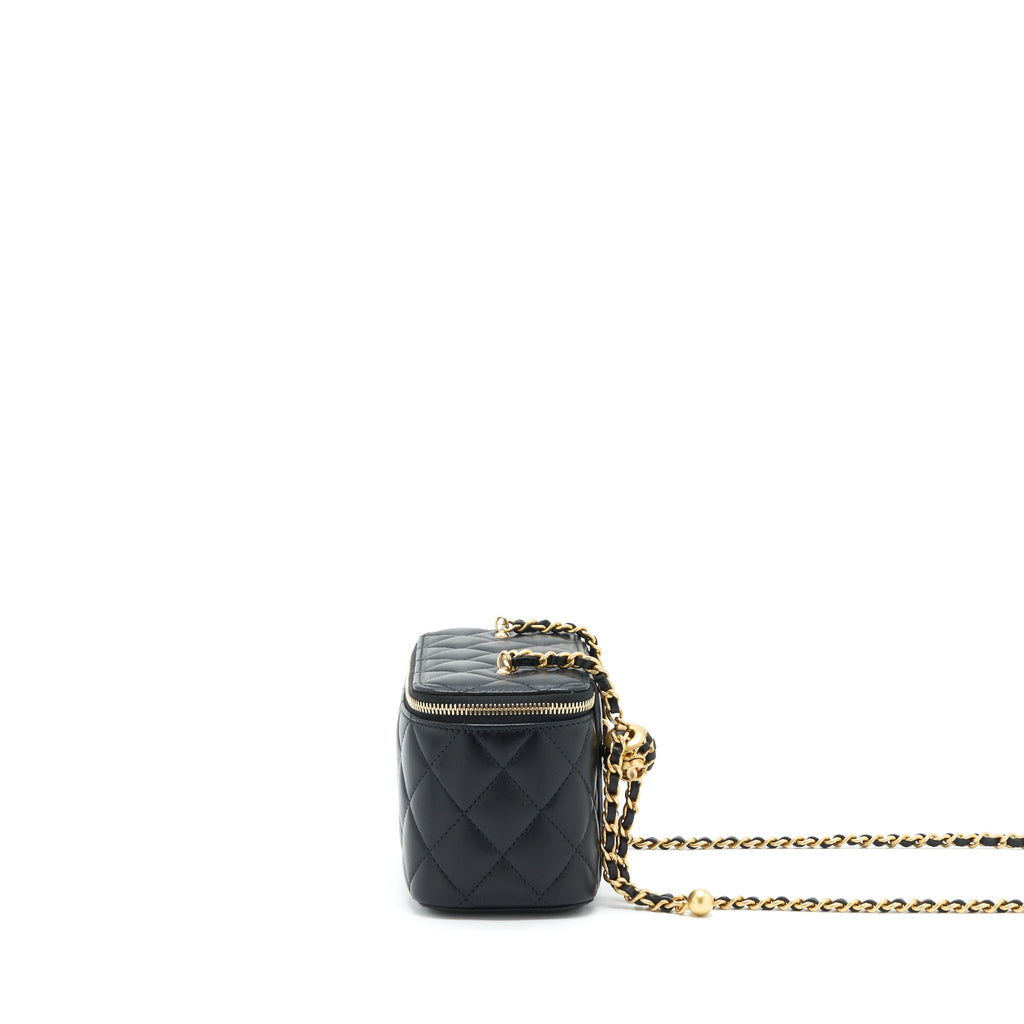 chanel-22s-pearl-crush-long-vanity-with-chain-lambskin-black-ghw