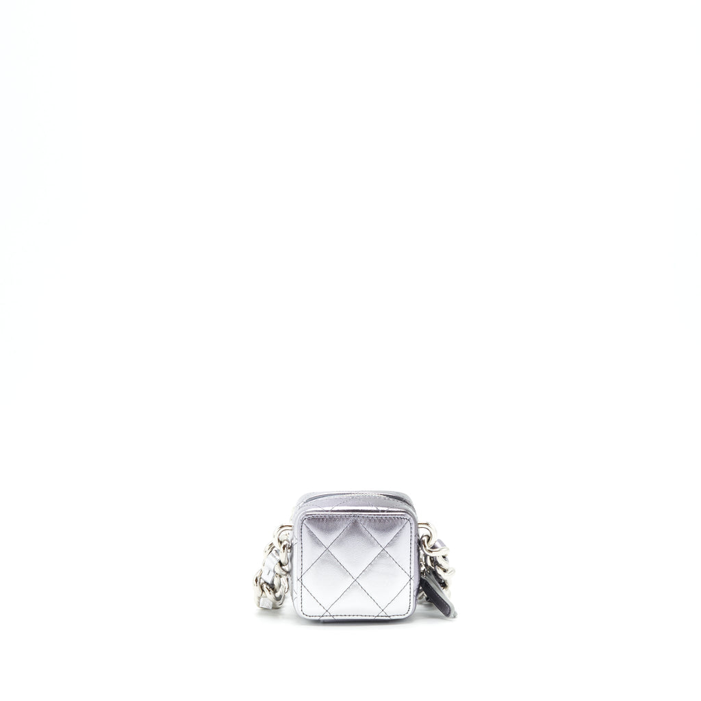 chanel-mini-vanity-with-giant-chain-silver-shw