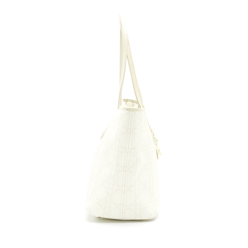 christian-dior-canvas-and-leather-tote-bag-in-creamy-white